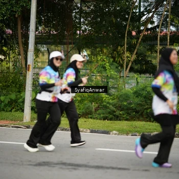 Runner Photo 8398416