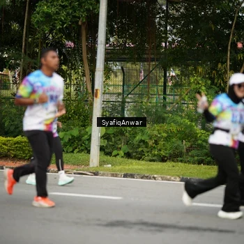 Runner Photo 8398423
