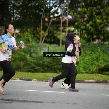 Runner Photo 8398424
