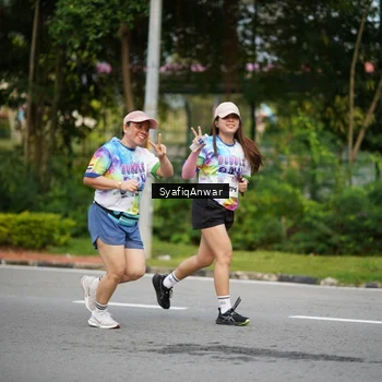 Runner Photo 8398425