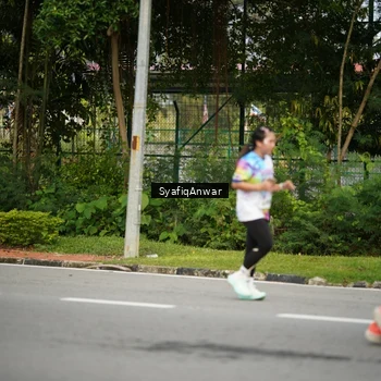 Runner Photo 8398426