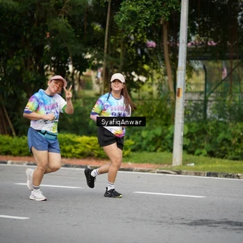 Runner Photo 8398427