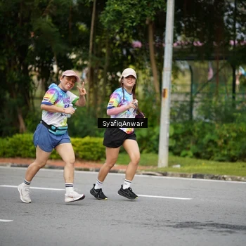 Runner Photo 8398429