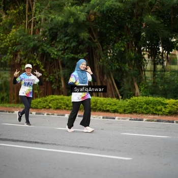 Runner Photo 8398431