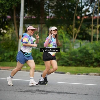 Runner Photo 8398435