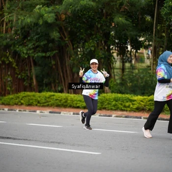 Runner Photo 8398440