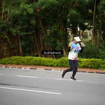 Runner Photo 8398441