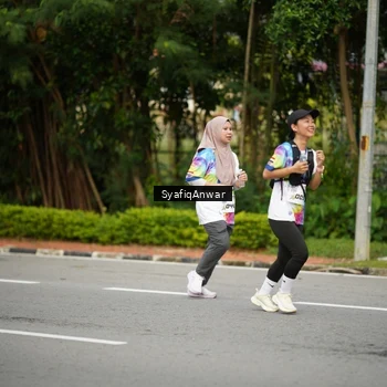 Runner Photo 8398443