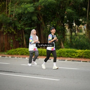 Runner Photo 8398446