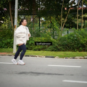 Runner Photo 8398447