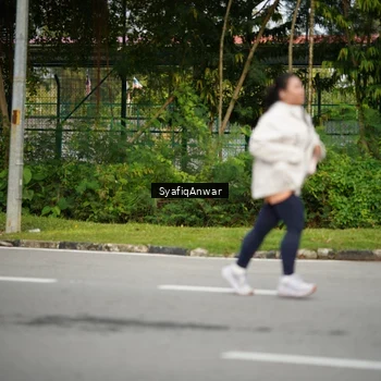 Runner Photo 8398449
