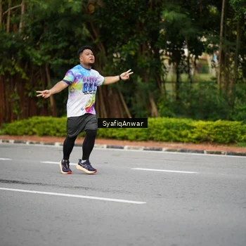 Runner Photo 8398451