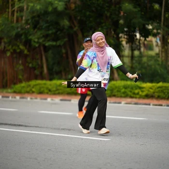 Runner Photo 8398460
