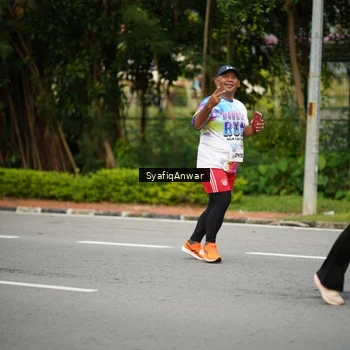 Runner Photo 8398461