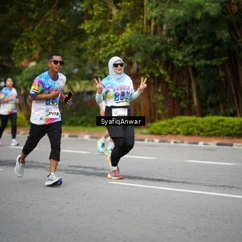 Runner Photo 8398466