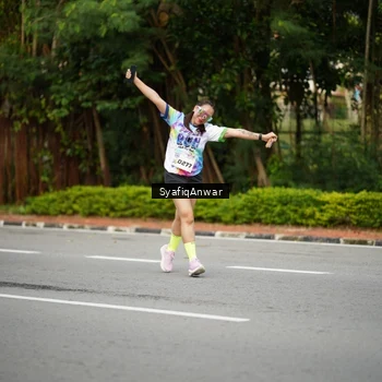 Runner Photo 8398475