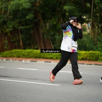 Runner Photo 8398485