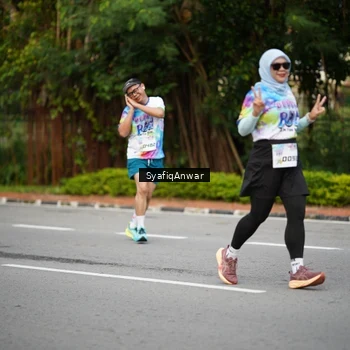 Runner Photo 8398494
