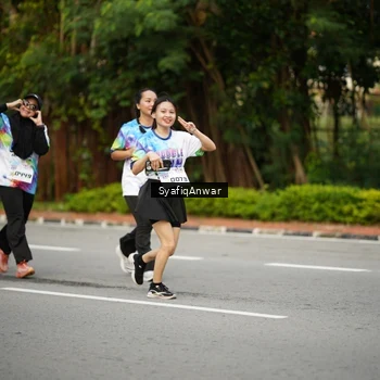 Runner Photo 8398495
