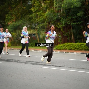 Runner Photo 8398498