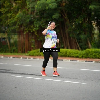 Runner Photo 8398499