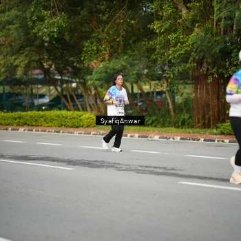 Runner Photo 8398510