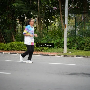 Runner Photo 8398514