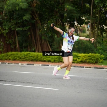 Runner Photo 8398517