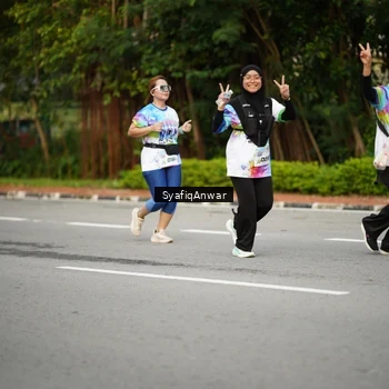 Runner Photo 8398521