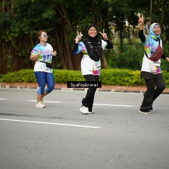 Runner Photo 8398522