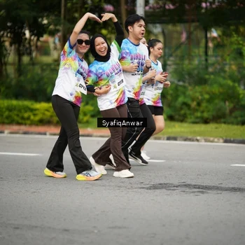 Runner Photo 8398531