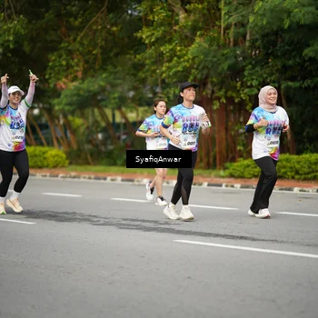 Runner Photo 8398539