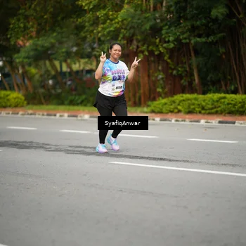 Runner Photo 8398543