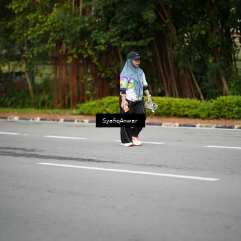 Runner Photo 8398552