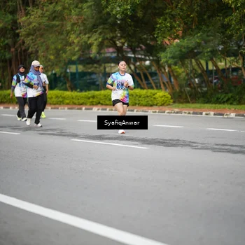 Runner Photo 8398554