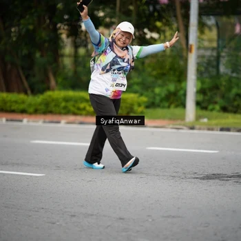 Runner Photo 8398557