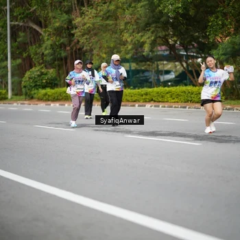 Runner Photo 8398560