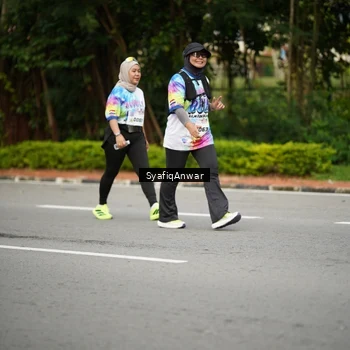 Runner Photo 8398564