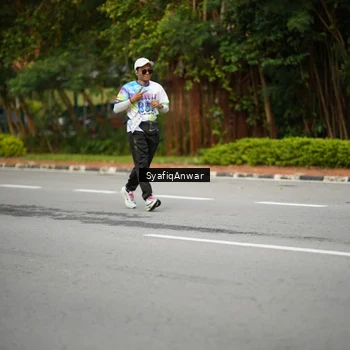 Runner Photo 8398567
