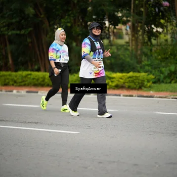 Runner Photo 8398571