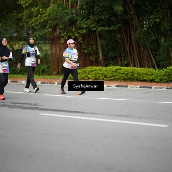 Runner Photo 8398572
