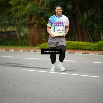 Runner Photo 8398577
