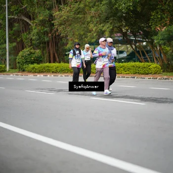 Runner Photo 8398583