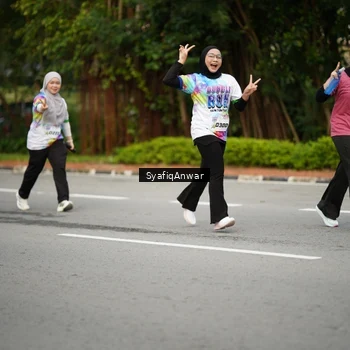 Runner Photo 8398594