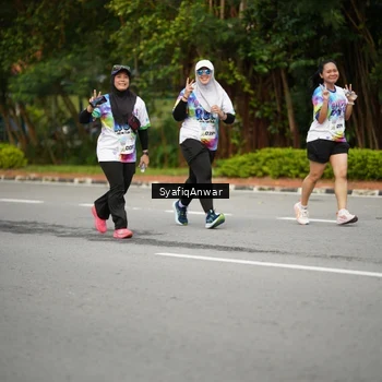 Runner Photo 8398604