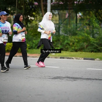 Runner Photo 8398619