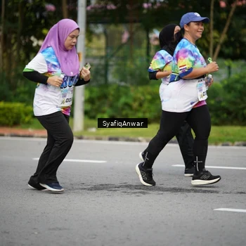 Runner Photo 8398623