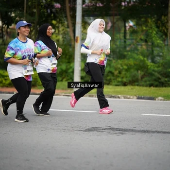 Runner Photo 8398625
