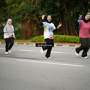 Runner Photo 8398632