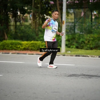 Runner Photo 8398636